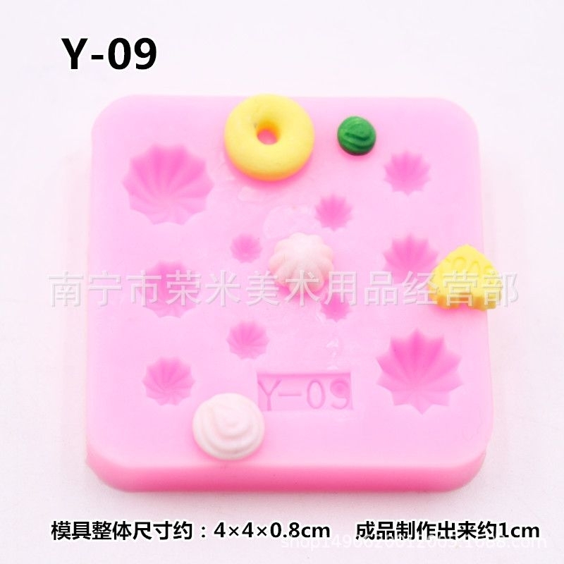 Khuôn silicone làm bánh đất sét mini, khuôn cupcake ốc quế