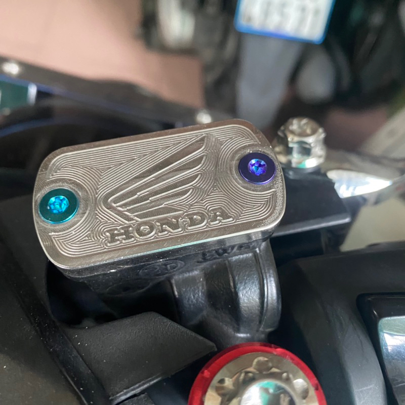 Nắp Dầu Inox 304 VARIO 150 / VARIO 160