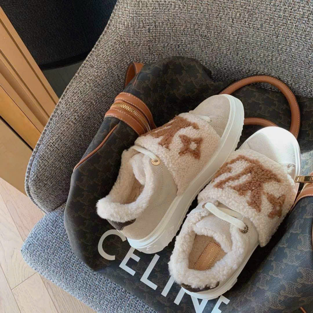 GIÀY THỂ THAO LV LÔNG