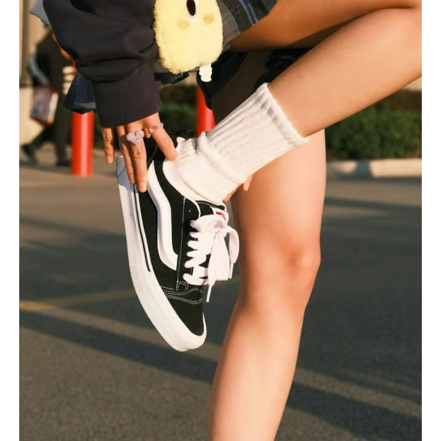 Vans Knu Skool Black White