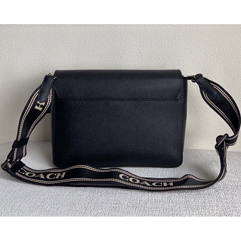 Túi Coach messenger đeo chéo