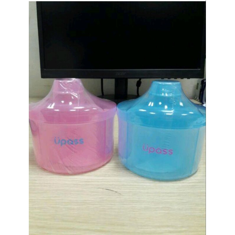 Hộp chia sữa 4 ngăn Upass màu xanh & màu hồng - 560