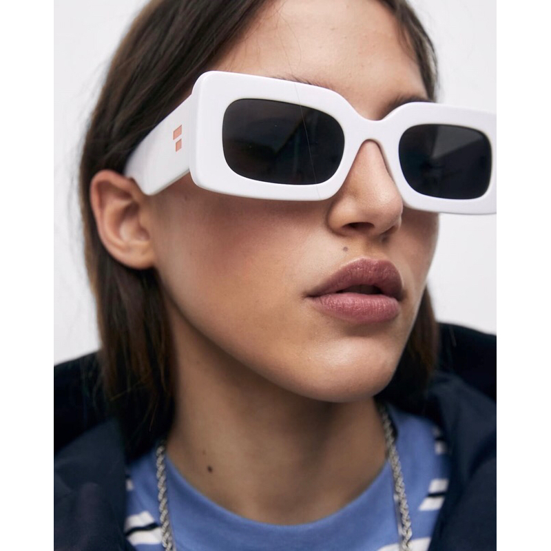 Kính Pull&Bear square sunglasses in white Auth Chính Hãng