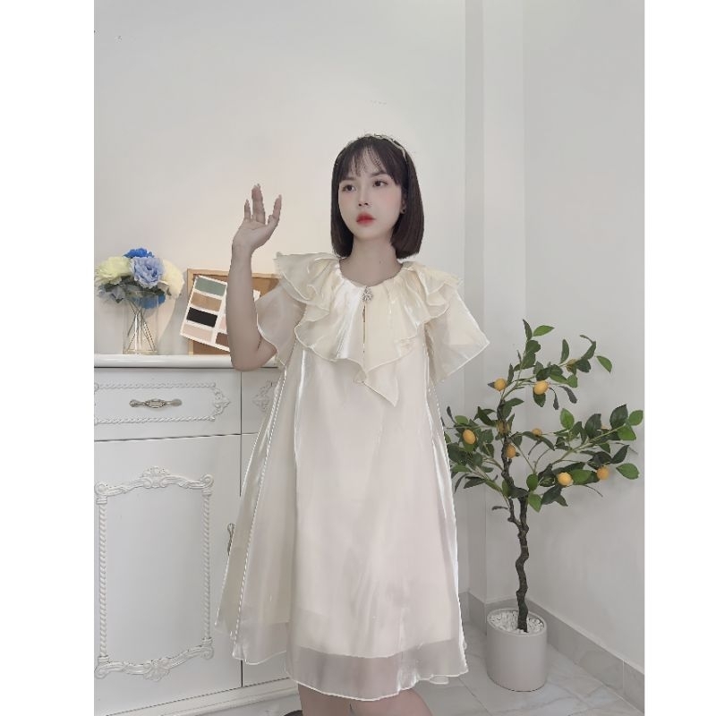 Đầm tiểu thư cổ bèo tặng cài hoa đá