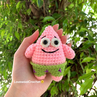 Móc khoá hình Patrick bọt biển bằng len Handmade