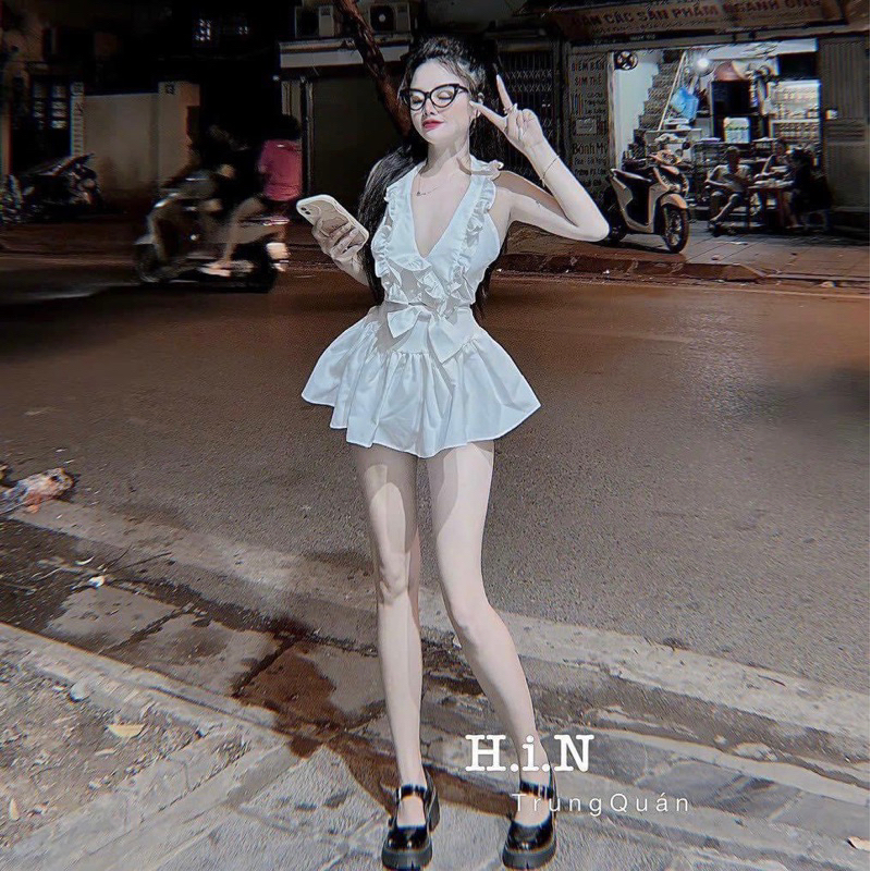sét áo bánh bèo kèm chân vạt quạt đính nơ