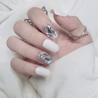 Nailbox- móng giả móng úp ngắn đính đá full