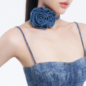 Choker hoa denim chất jeans xanh Those Studios