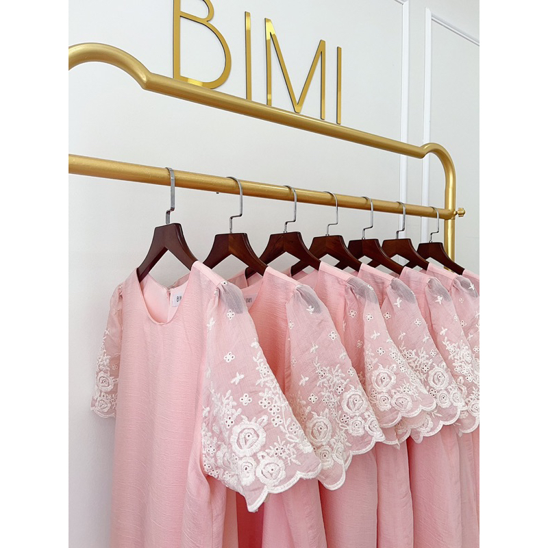 ĐẦM HỒNG THÊU HOA - BIMI