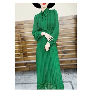 ĐẦM MAXI XANH CỔ NƠ CHÂN REN