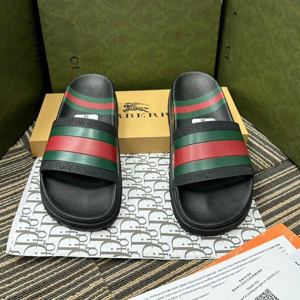 Dép nam quai ngang GC cao cấp y hình 2 màu ,Dép lê bảo bình tặng hộp