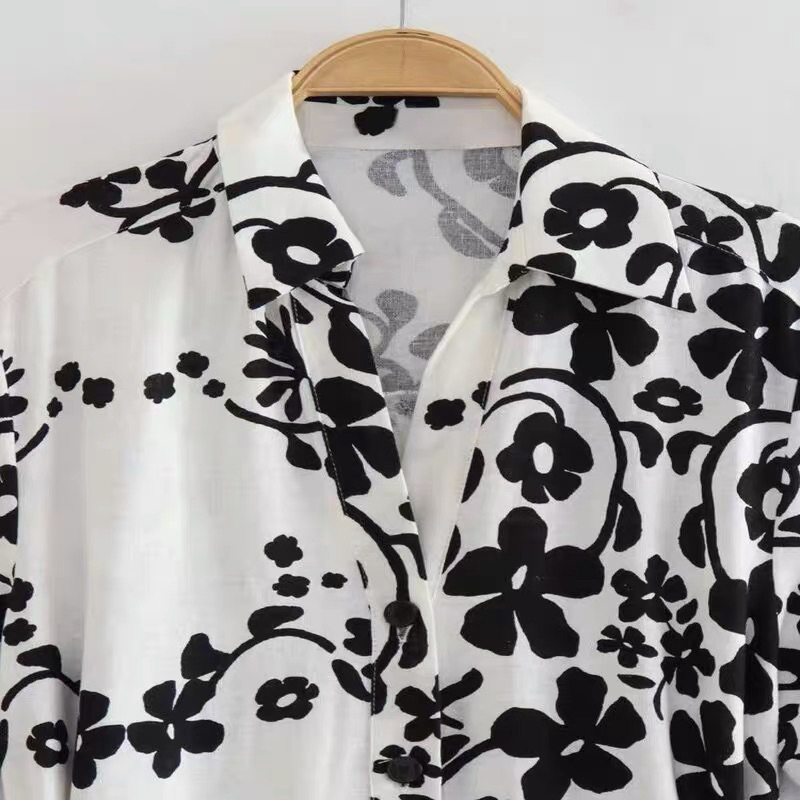 Đầm sơ mi hoạ tiết đen kèm belf