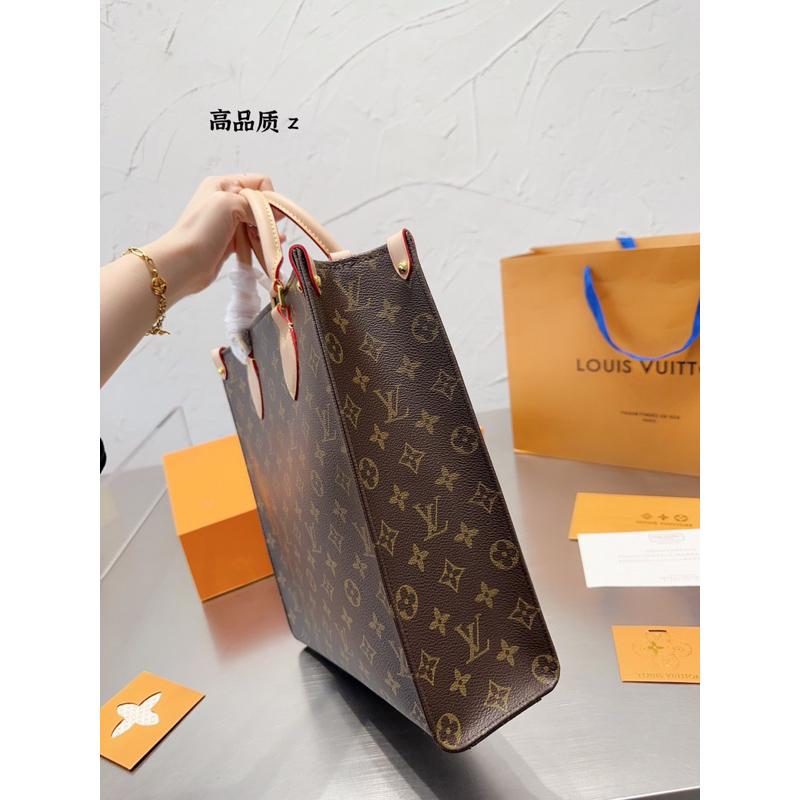 Túi Lv tote đựng đồ