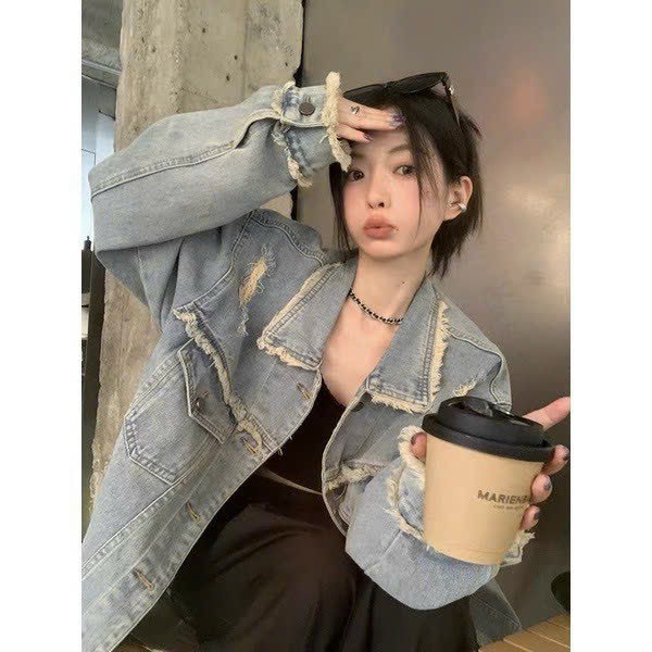 Áo khoác nữ jeans bò form rộng màu xanh , áo khoác bò form rộng chùm mông