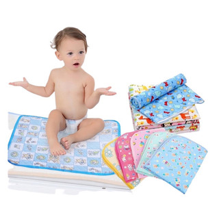 Chiếu lót nhựa chống thấm thay đồ cho bé