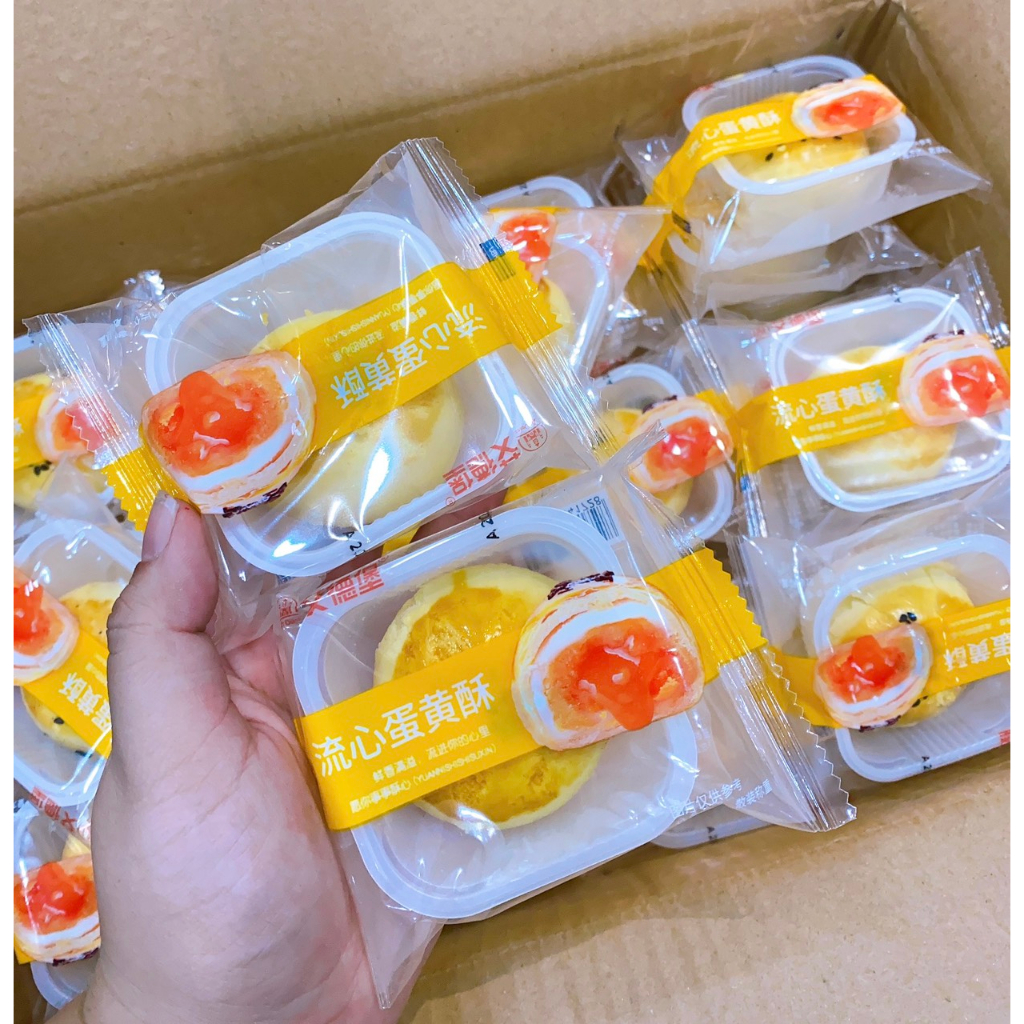 SẴN HCM - Thùng 2.5kg Bánh Liu trứng chảy Egg Yok