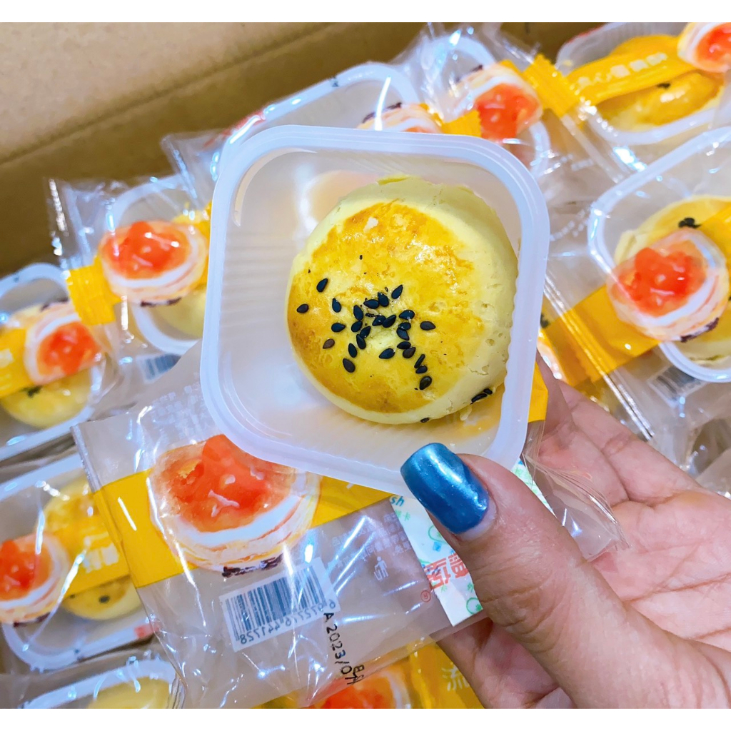 SẴN HCM - Thùng 2.5kg Bánh Liu trứng chảy Egg Yok