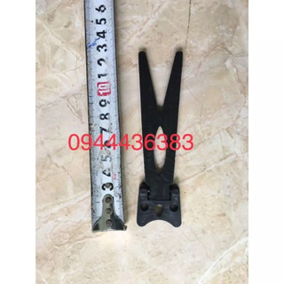 Chân ảnh để bàn loại nhỏ, loại to, chân én, chân cà vạt, chân chống sắt đen trắng