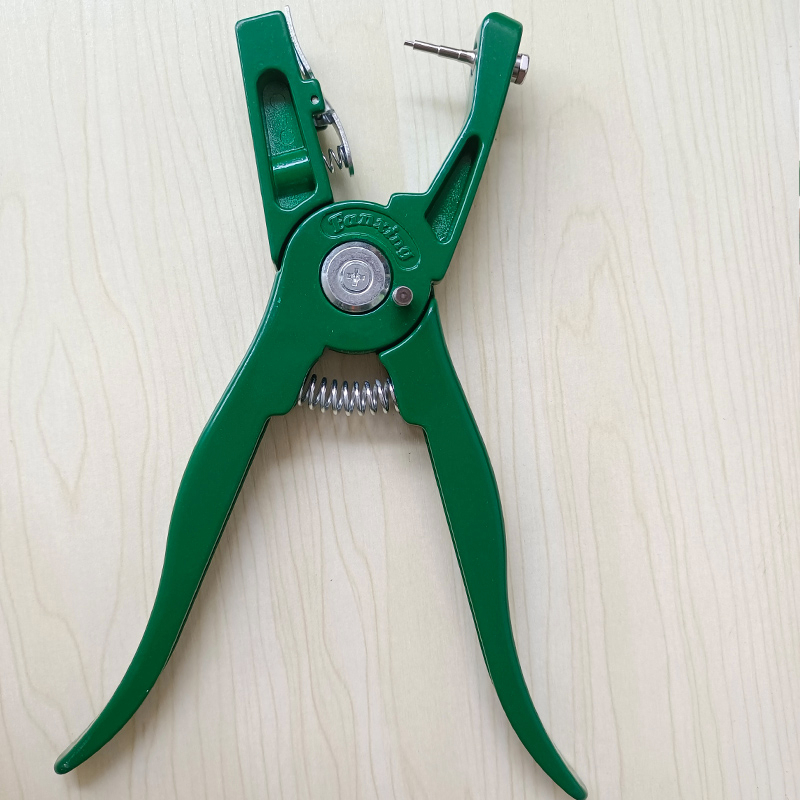 Kìm bấm thẻ tai trâu, bò, dê, cừu, set 100pcs thẻ đeo tai gia súc, thẻ tai động vật thiết thực dễ sử dụng có số