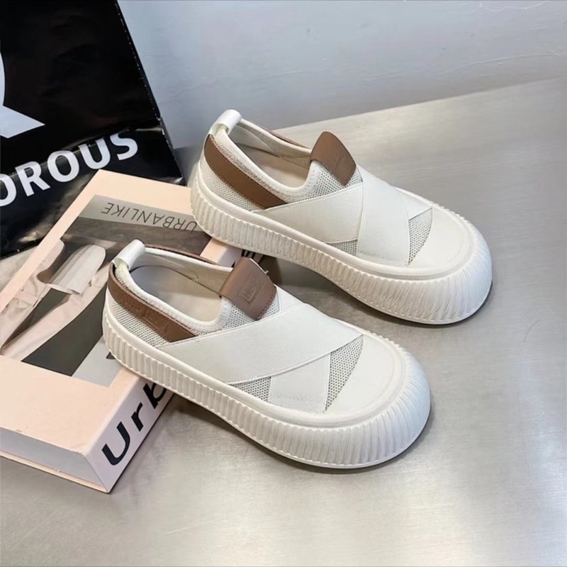 Giày sneaker nữ _Giày slip on chun chéo đen _ trắng Fullbox có sẵn - LH4