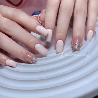  Sơn gel trắng hồng hãng burbery 