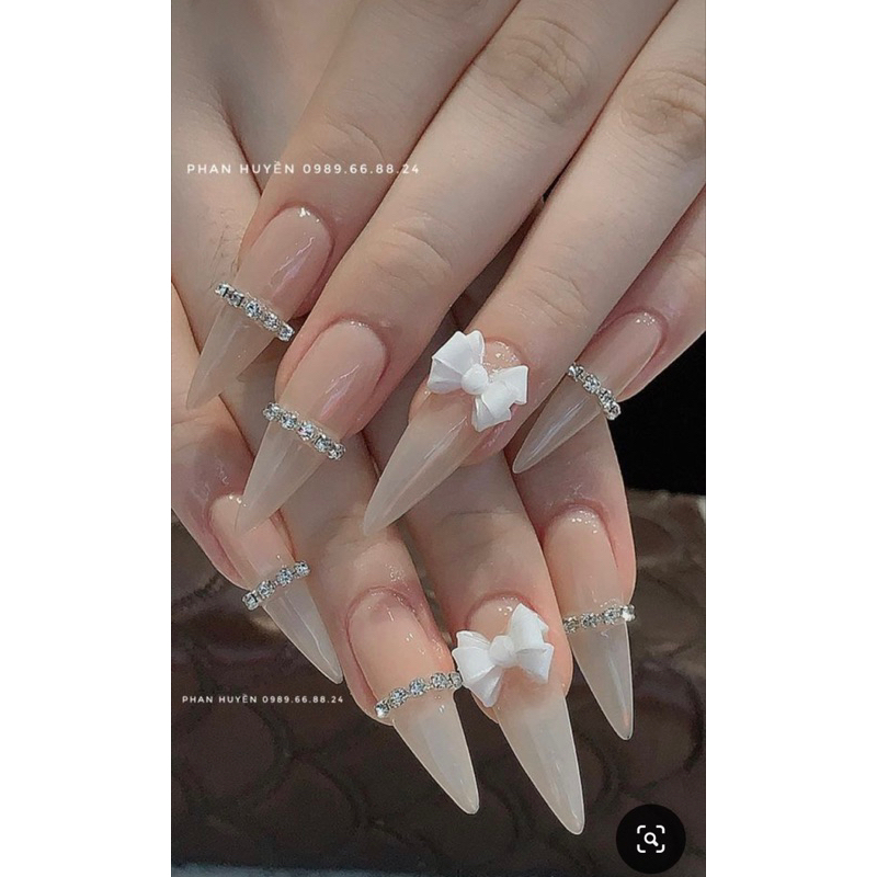Nail box nhọn đính nơ / tiểu thư