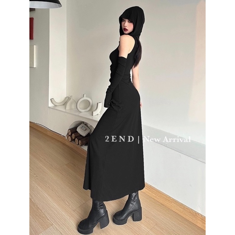 2END Váy body đen kèm mũ dáng hoodie