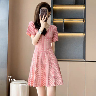 Váy len mtg cổ tim hồng hàng QC  freesize