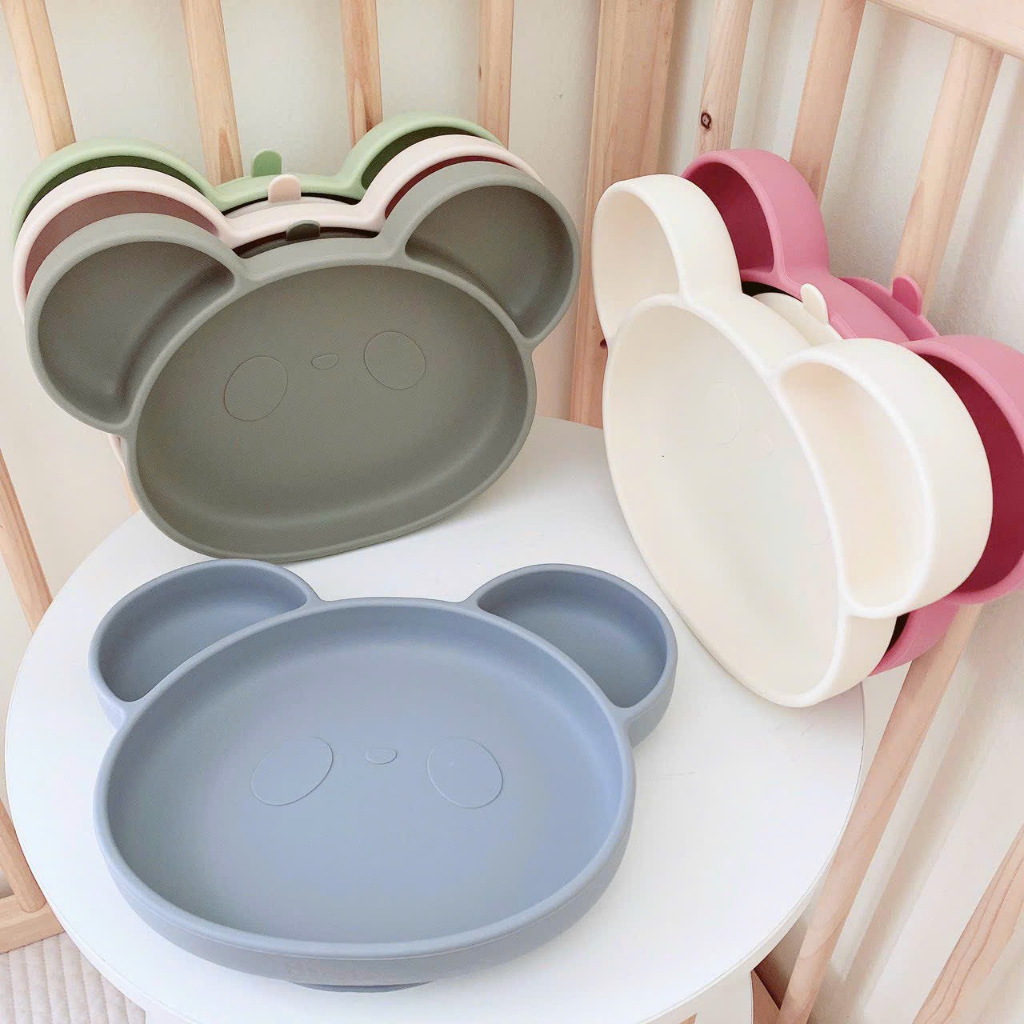 Khay ăn dặm GẤU Barrot được làm bằng chất liệu platinum silicone cao cấp chia ngăn có đế siêu hít không nắp mới nhất2023