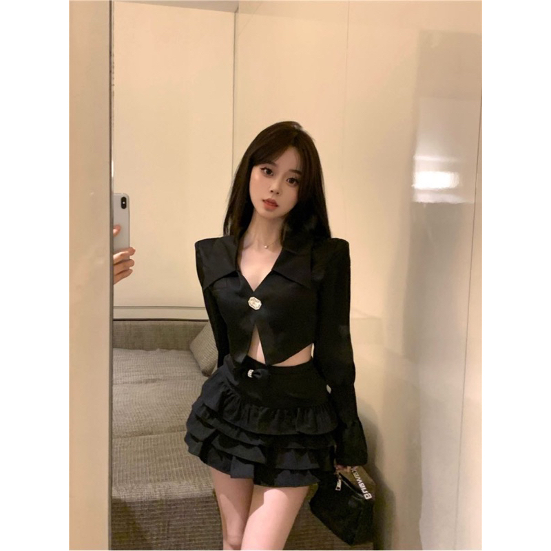 Bộ áo sơ mi váy xoè ngắn