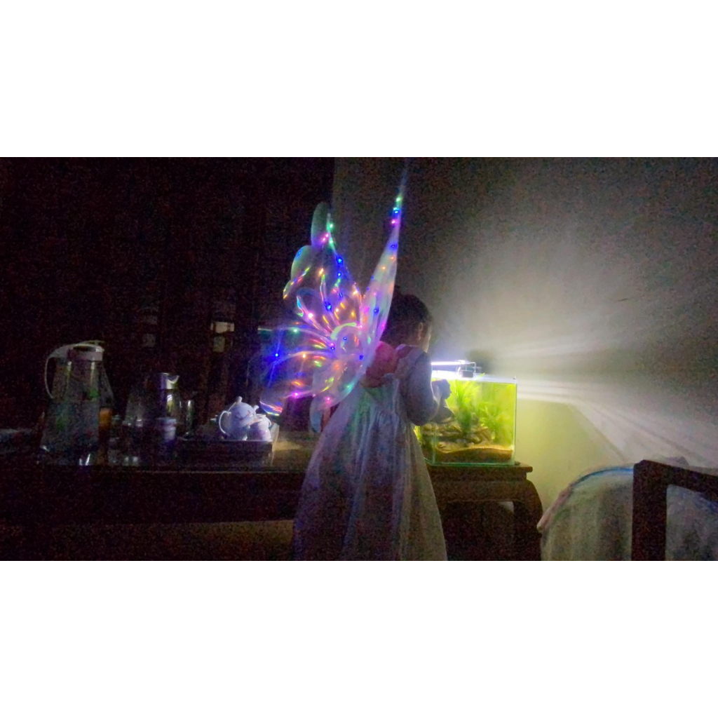 Cánh Bướm Điện Tử, Cánh Thiên Thần Phát Nhạc Và Có Đèn Cho Bé