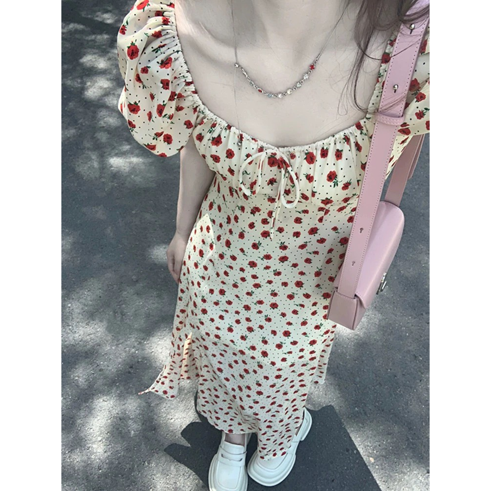 Váy hoa nhí đỏ cổ vuông tay phồng thon eo xòe dài điệu đà kiểu Pháp vintage