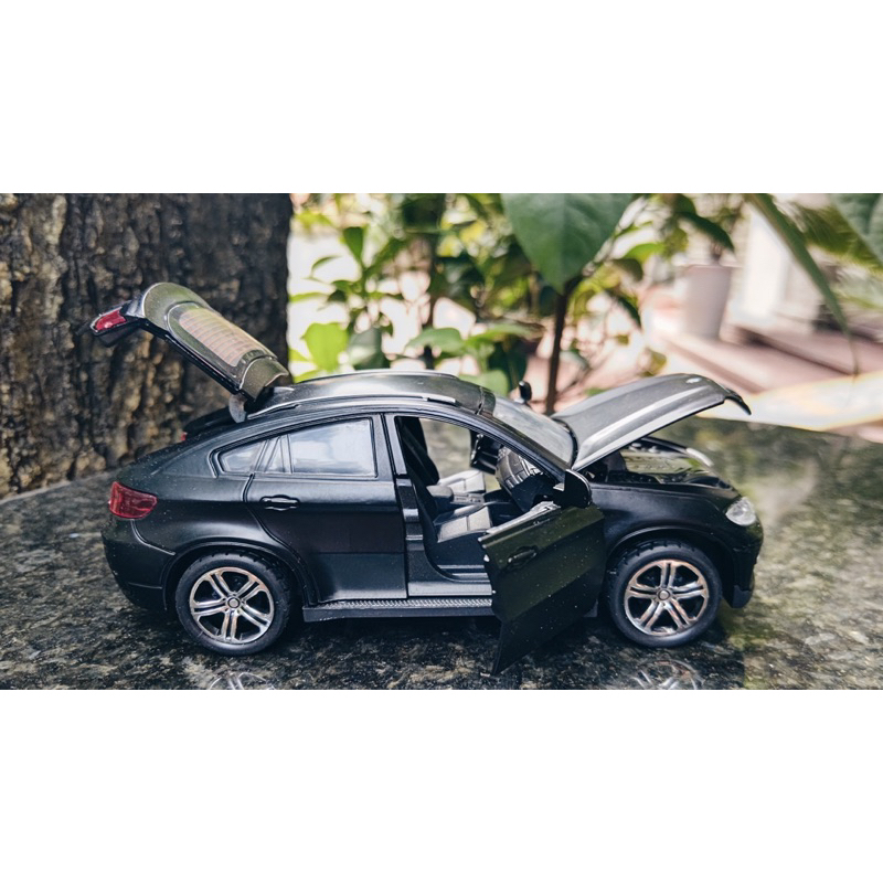 Mô hình xe ô tô tỉ lệ 1:32, siêu xe mô hình Porche, BMW, Audi, Ferrari khung thép chắc chắc, chi tiết như xe thật