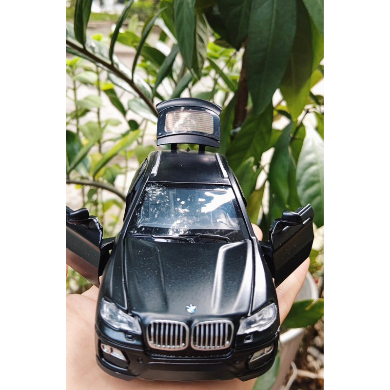 Mô hình xe ô tô tỉ lệ 1:32, siêu xe mô hình Porche, BMW, Audi, Ferrari khung thép chắc chắc, chi tiết như xe thật