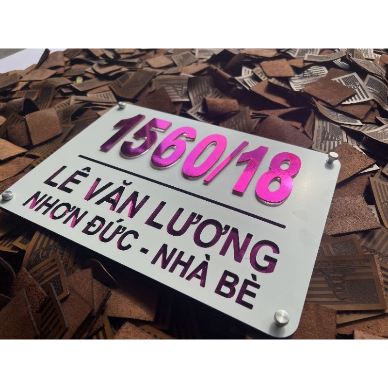 Bảng số nhà Mical, Alu
