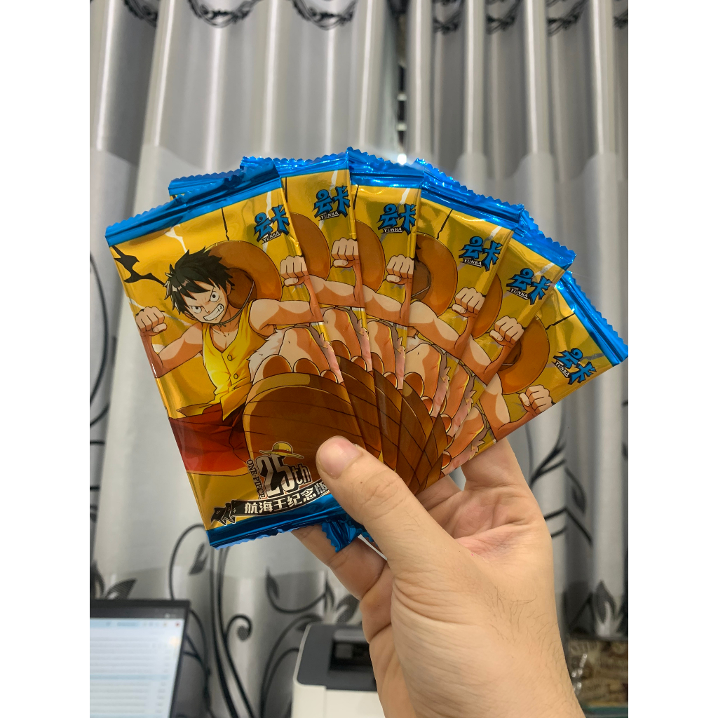 Hộp thẻ nhân phẩm One Piece đỏ fullbox hàng có sẵn