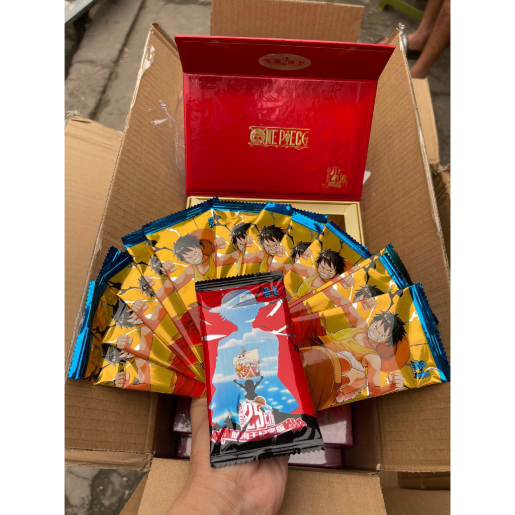Hộp thẻ nhân phẩm One Piece đỏ fullbox hàng có sẵn