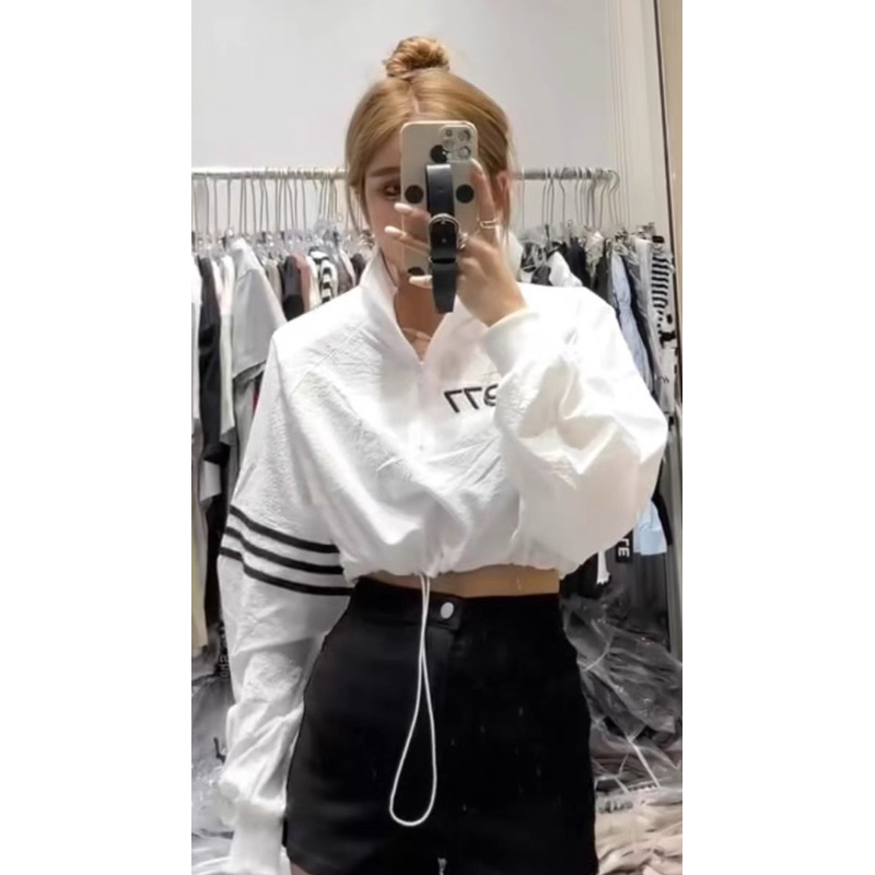 Áo khoác dù form lưng  Áo khoác lững chất dù gió hai lớp dày dặng hot trend có khoá kéo 3 sọc thêu chữ 1977