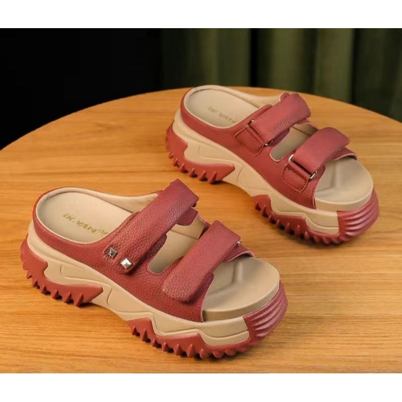 Dép quai ngang mẫu mới 2023