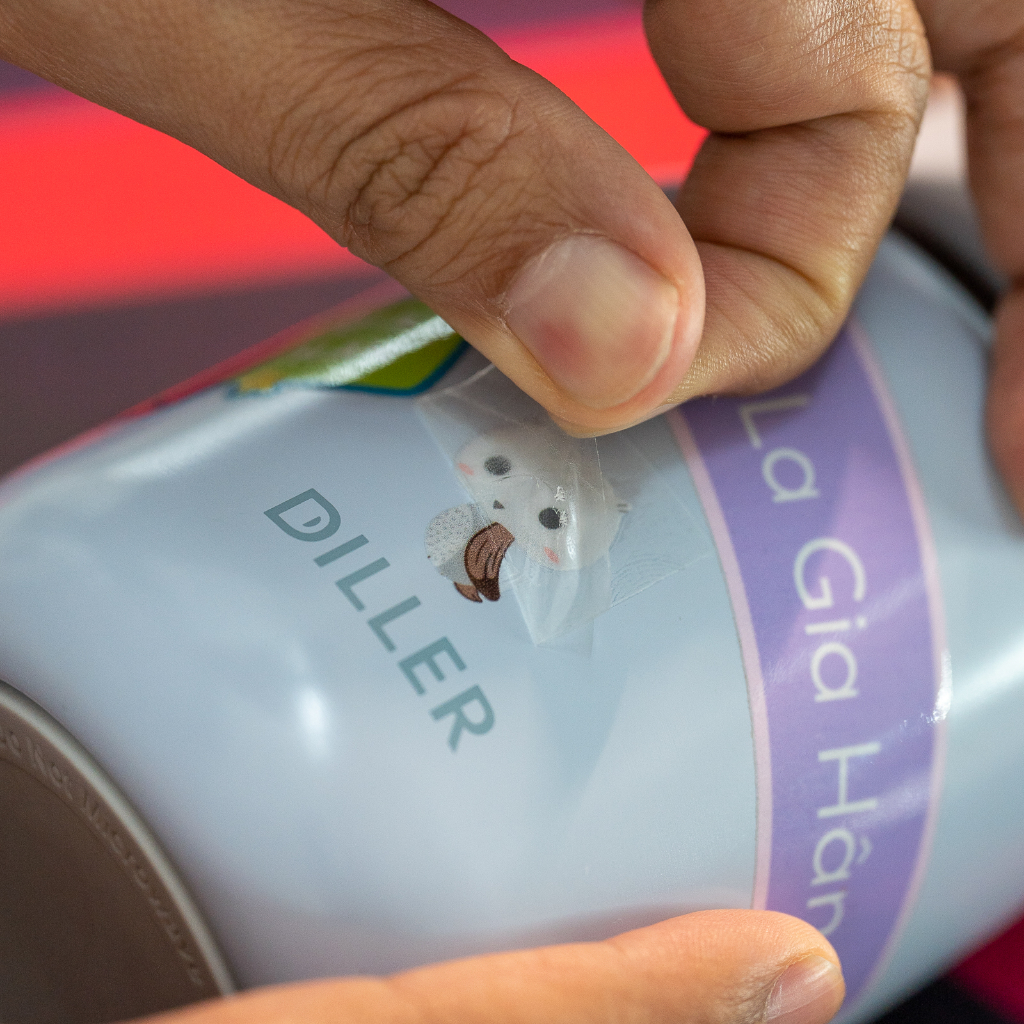 Sticker UV DTF chống nước trang trí bình nước, chén ăn cho bé