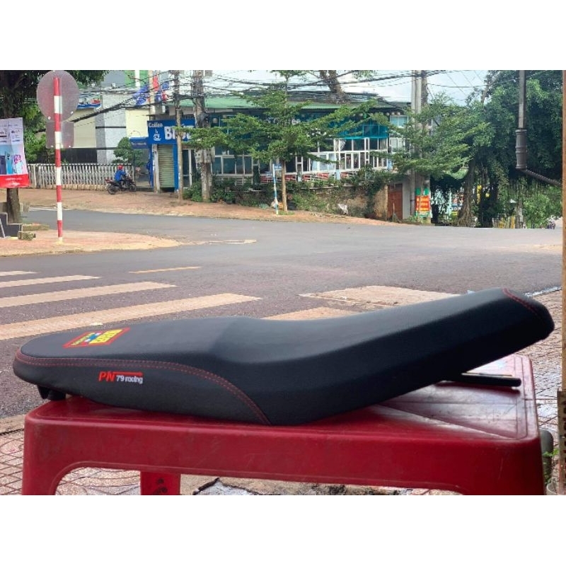 Yên 2 tầng cho sirius xăng cơ 110 và 50cc gắn như zin