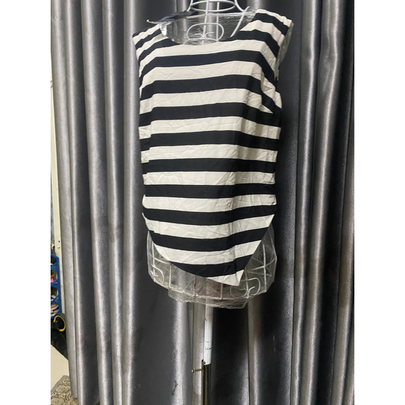 áo (only,hàng qc)lỗi chỉ,dơ, màu,..
