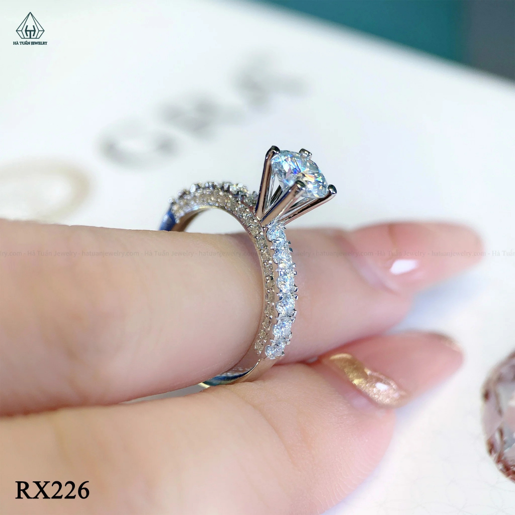 Nhẫn BẠC nữ đính FULL Moissanite viên chủ 6mm RX226