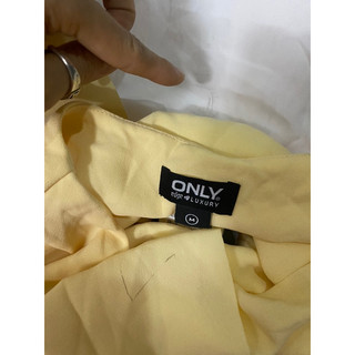 áo (only,hàng qc)lỗi chỉ,dơ, màu,..