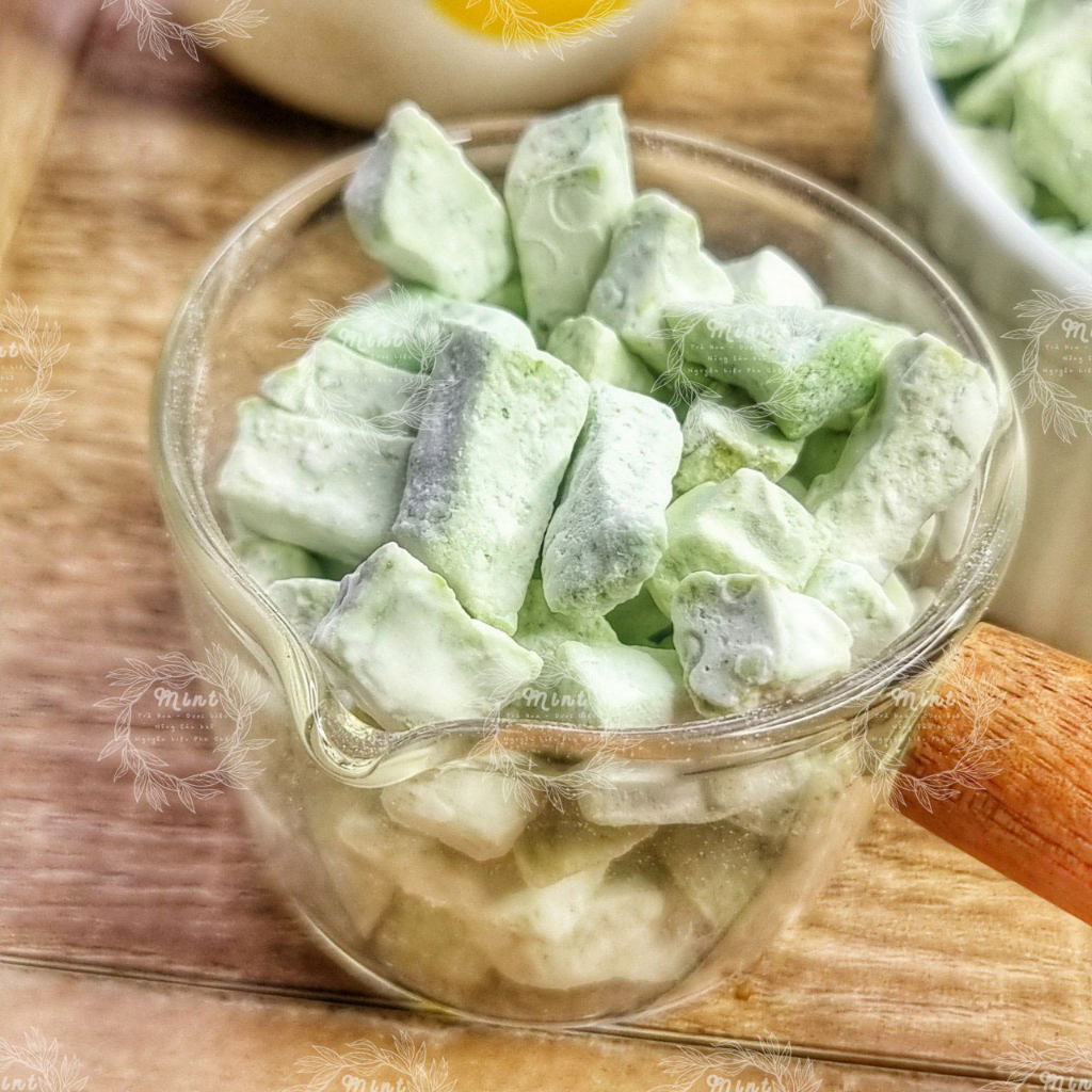 Cùi Bưởi Khô Sên Lá Dứa  - Túi 500gr