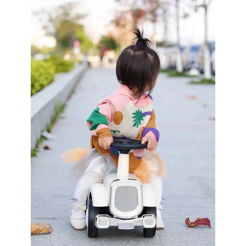 Xe chòi ô tô cho bé có đèn, có nhạc