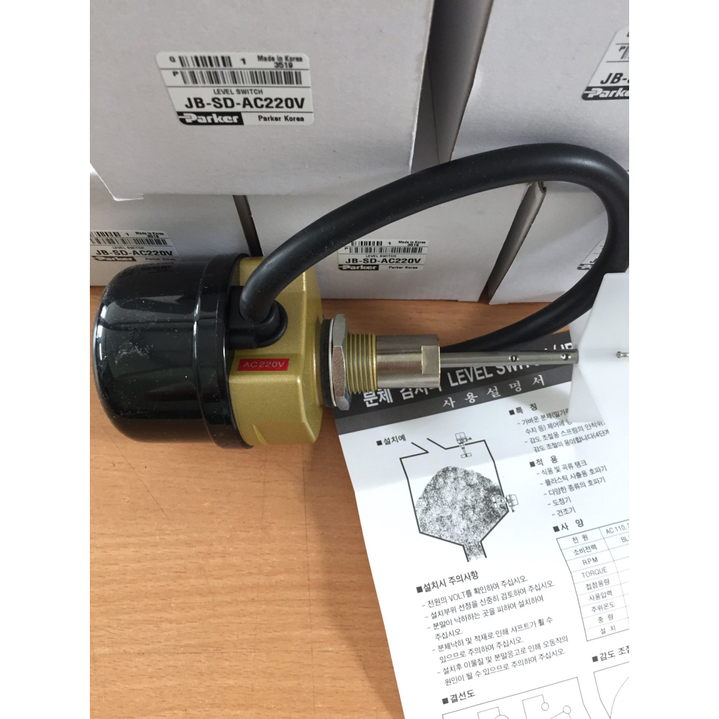 Bộ cảm biến báo mức JB-SD-AC220V Parker