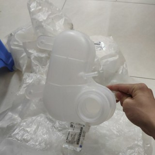 Bình nước phụ Fadil 94511521