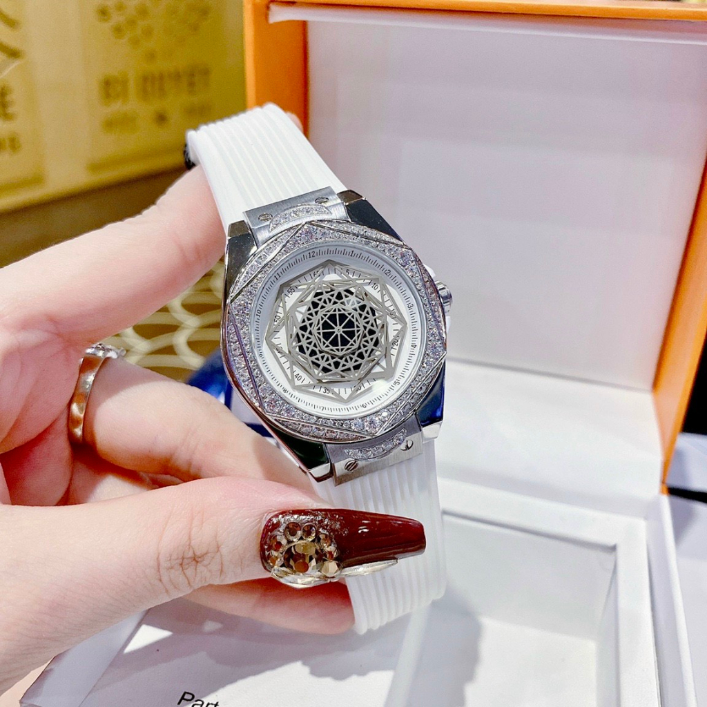 Đồng hồ nữ chính hãng Hanboro 36mm máy Japanquartz, viền full đá CZ, dây silicone