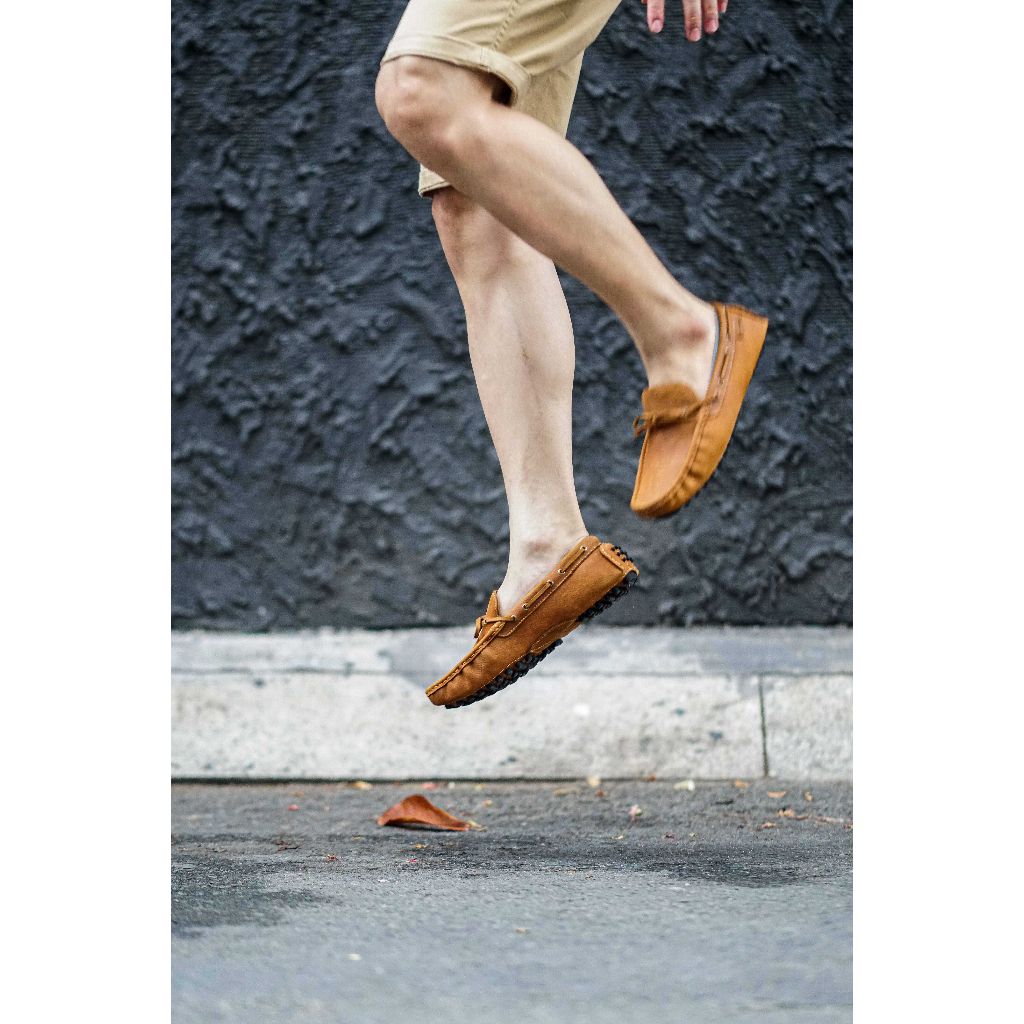 Giày lười nam MOCCASIN màu tan, giày da nam, giày boat công sở cổ điển thanh lịch thương hiệu TONKIN